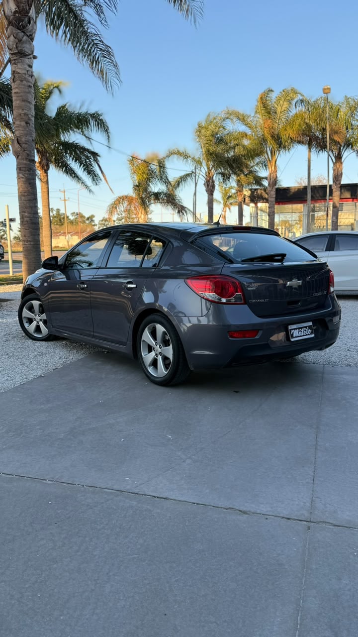 CHEVROLET - CRUZE  LTZ   1.8  CON GNC  - AUTOMÁTICA - 2012